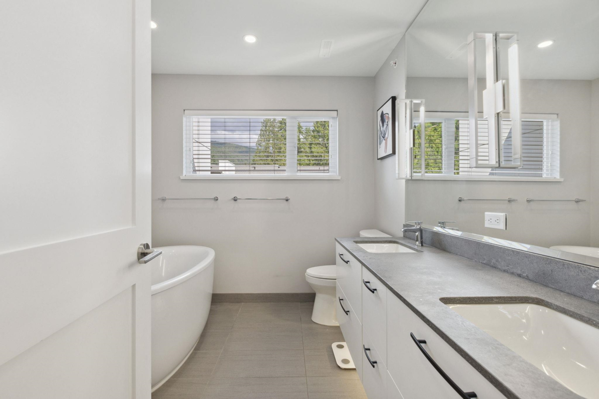 Bedroom 3 Photo of 4684 Capilano Road, North Vancouver, BC