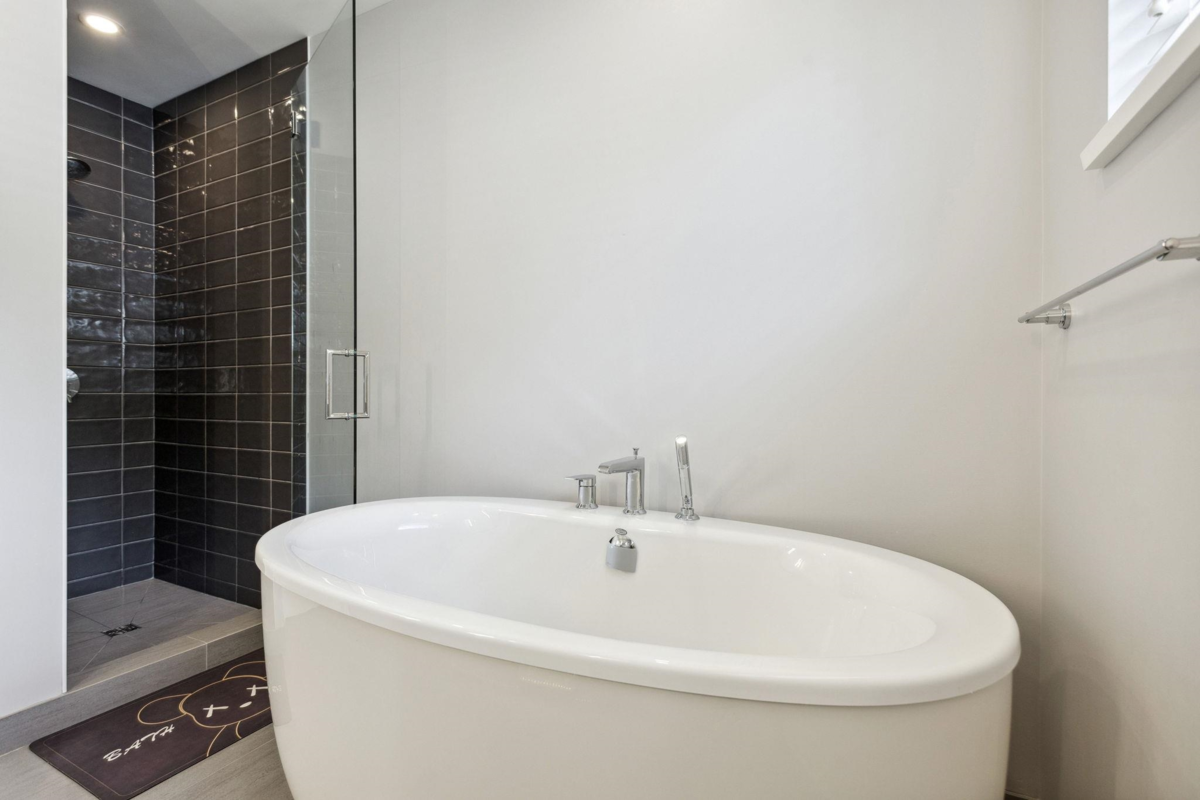 Bedroom 4 Photo of 4684 Capilano Road, North Vancouver, BC