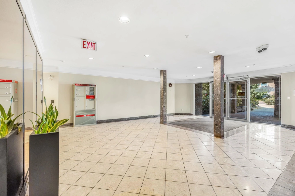 Basement Recreation Room Photo of 212 7151 121 Street, Surrey, BC