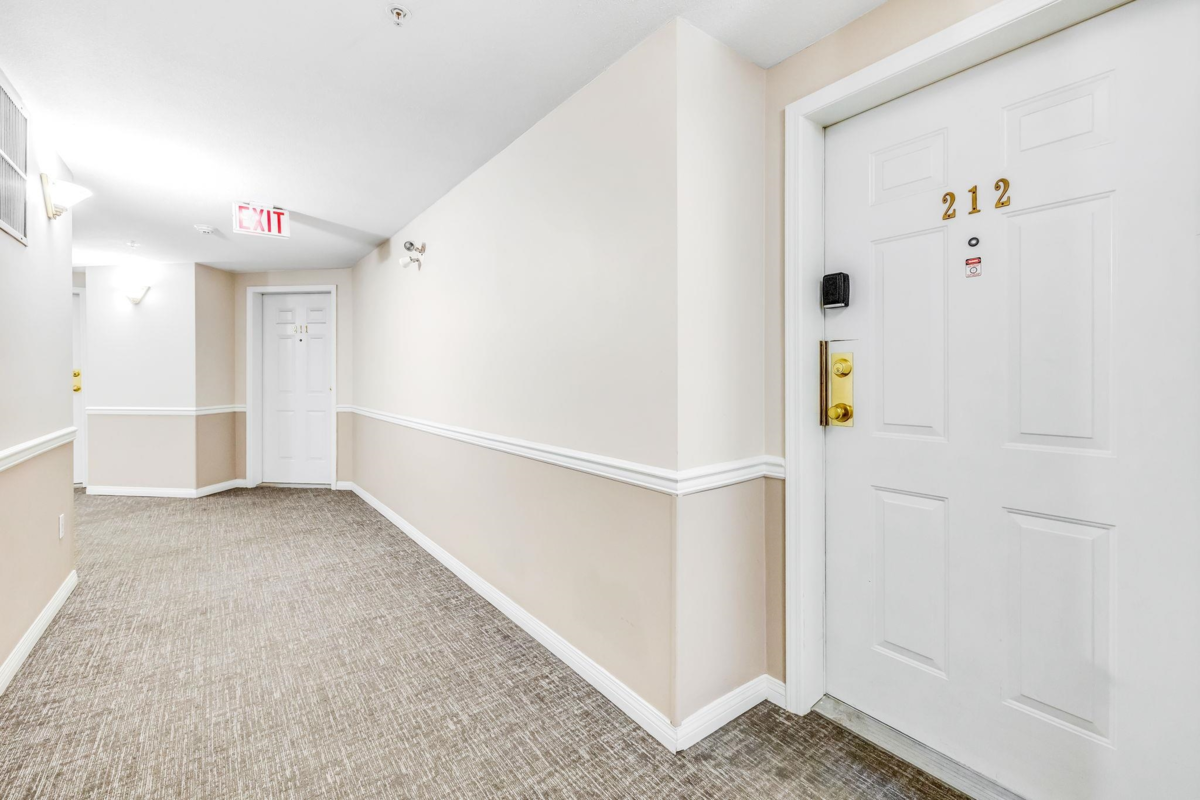 Mudroom Photo of 212 7151 121 Street, Surrey, BC