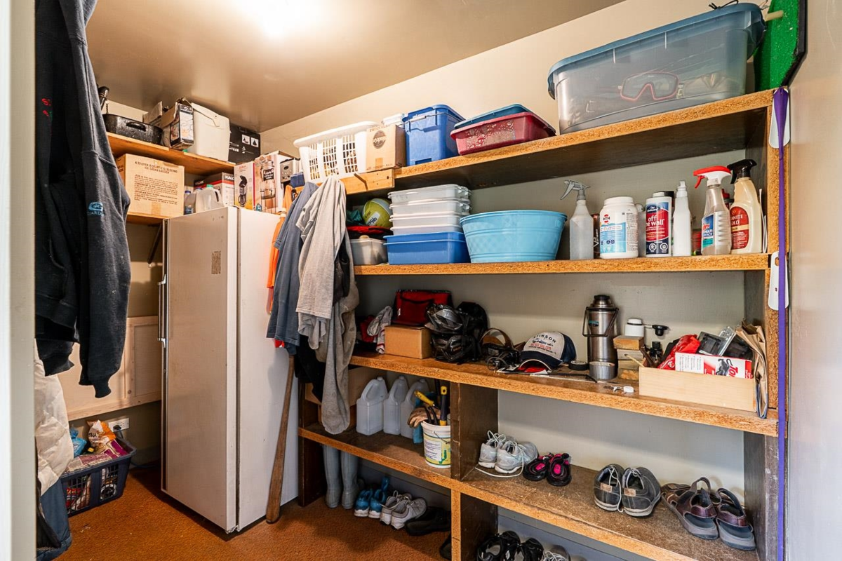Laundry Room Photo of 10194 173 Street, Surrey, BC