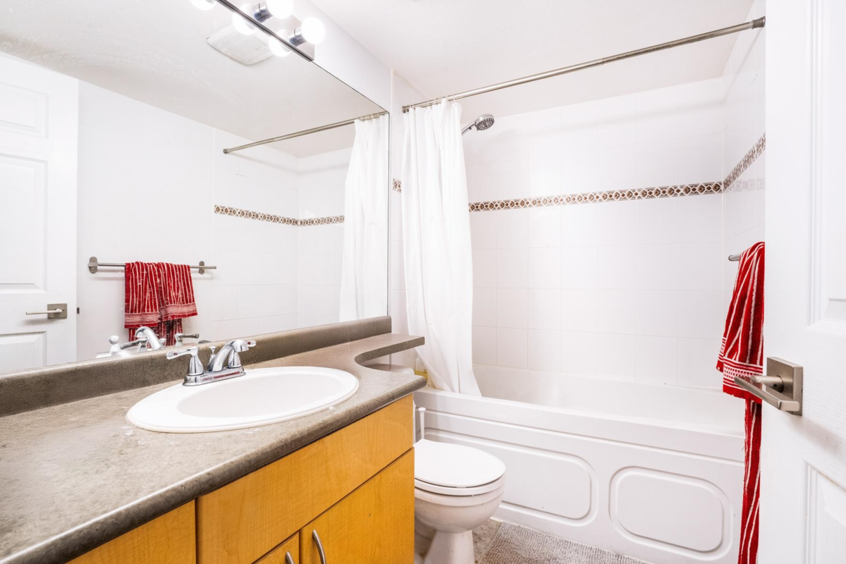 Kitchen Photo of 305 1503 W 66th Avenue, Vancouver, BC