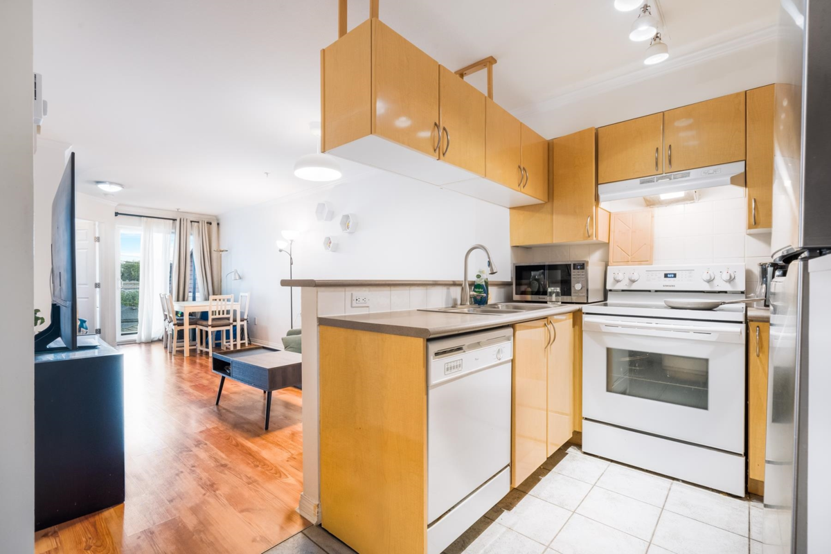 Living Room Photo of 305 1503 W 66th Avenue, Vancouver, BC