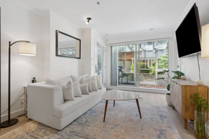 19 628 W 6th Avenue, Vancouver, BC, Vancouver — Townhouse for sale