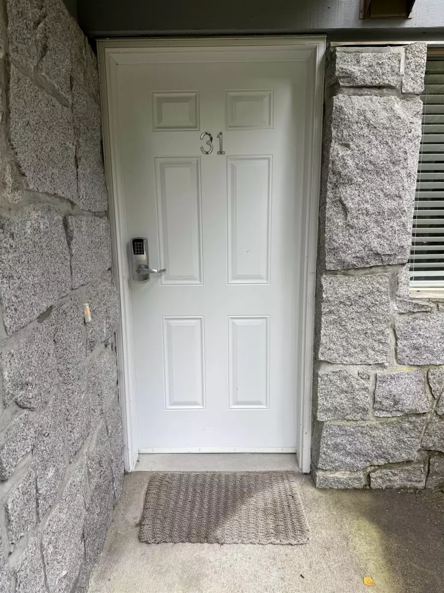 Breakfast Nook Photo of 31 4375 Northlands Boulevard, Whistler, BC