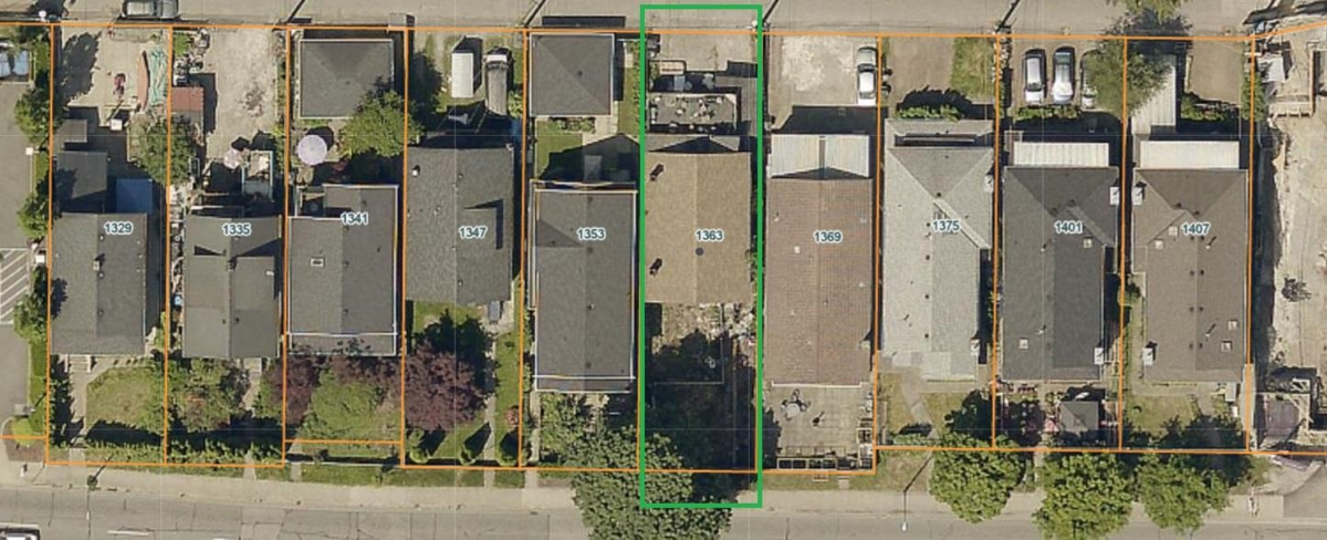 Family Room Photo of 1363 E 12th Avenue, Vancouver, BC