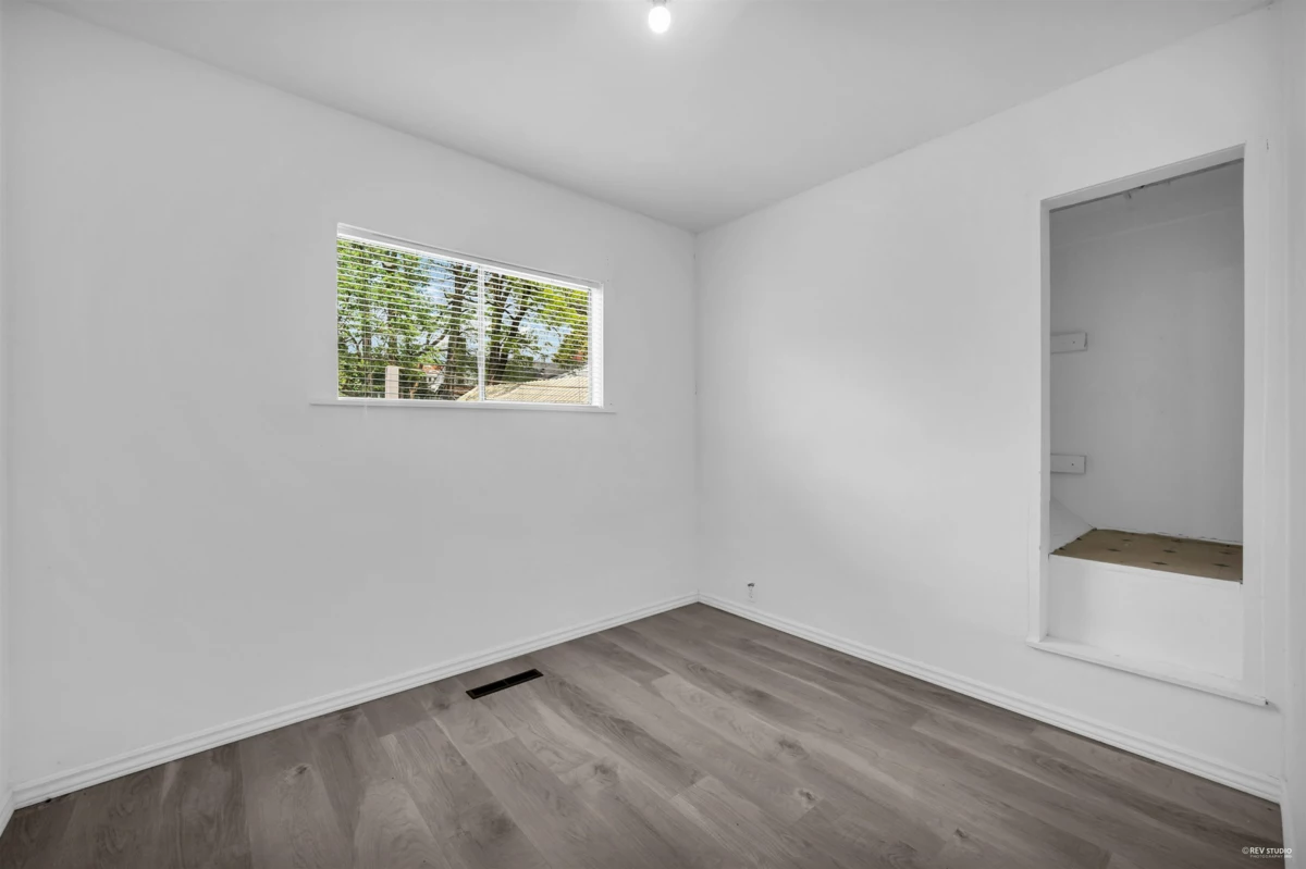 Primary Bedroom Photo of 4021 Graveley Street, Burnaby, BC