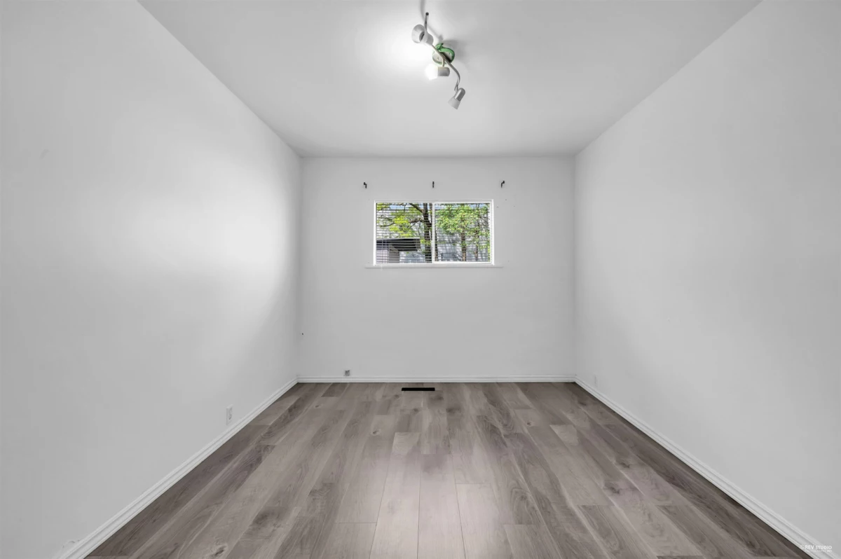 Walk-In Closet Photo of 4021 Graveley Street, Burnaby, BC