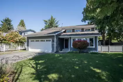 1754 142 Street, Surrey, BC, Surrey — Single Family Residence for sale