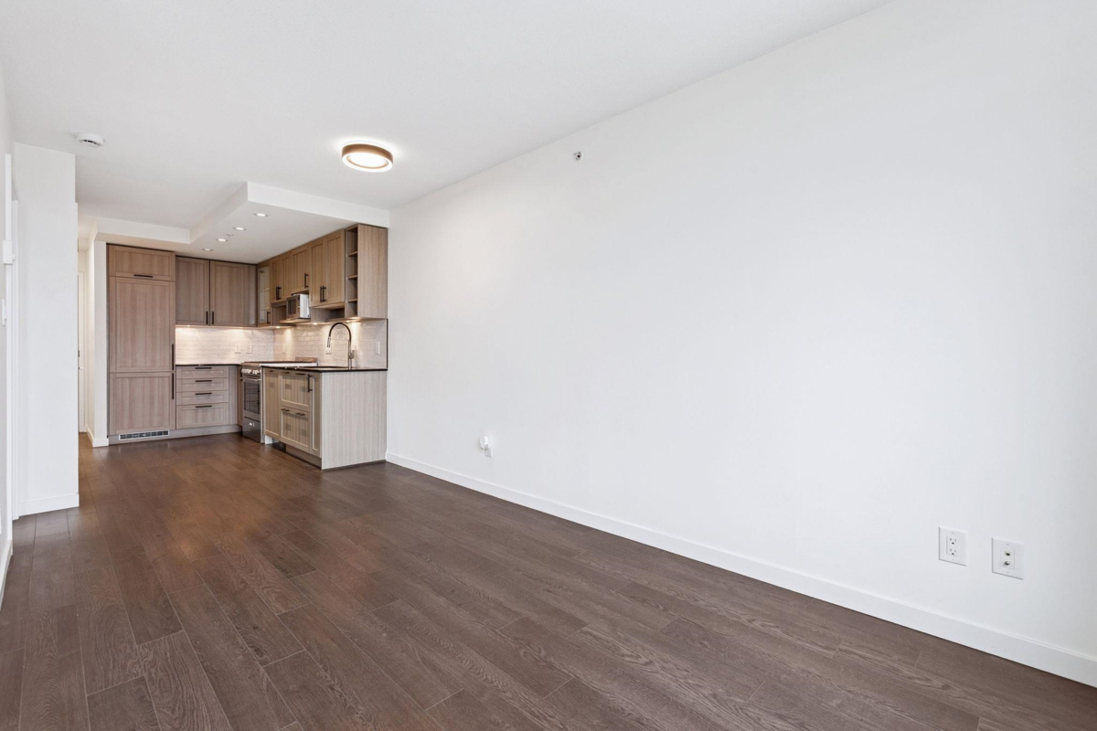 Guest Bathroom Photo of 2003 5515 Boundary Road, Vancouver, BC