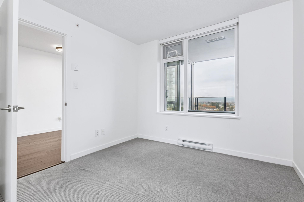 Hallway Photo of 2003 5515 Boundary Road, Vancouver, BC