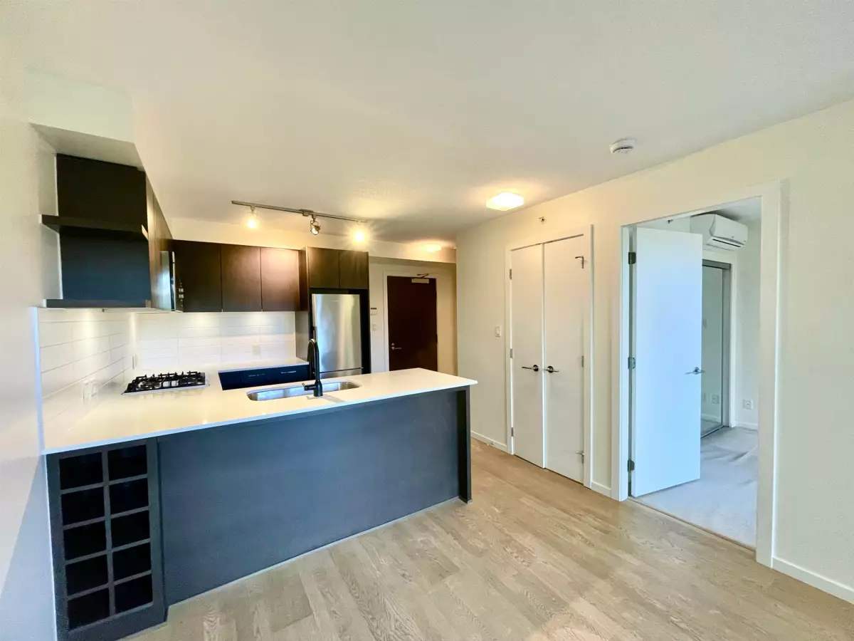 Dining Area Photo of 707 7733 Firbridge Way, Richmond, BC