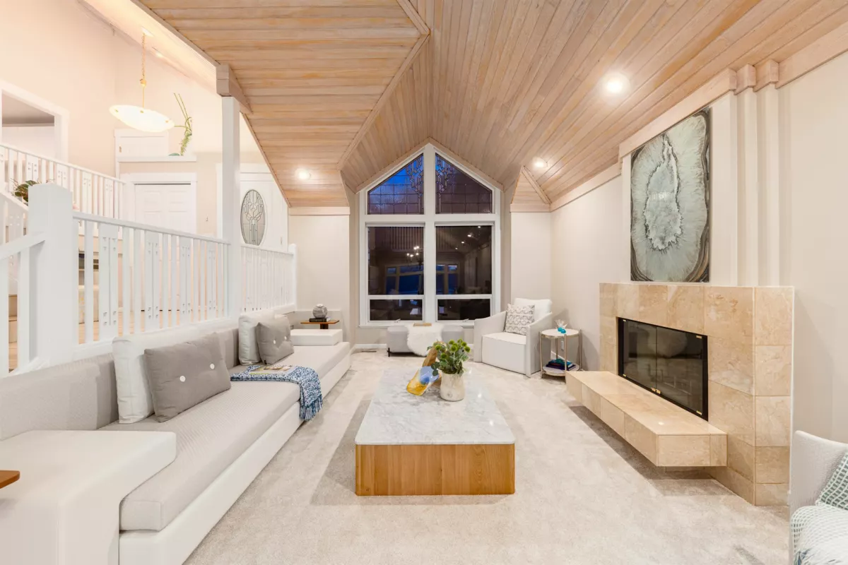 Family Room Photo of 5433 Monte Bre Place, West Vancouver, BC