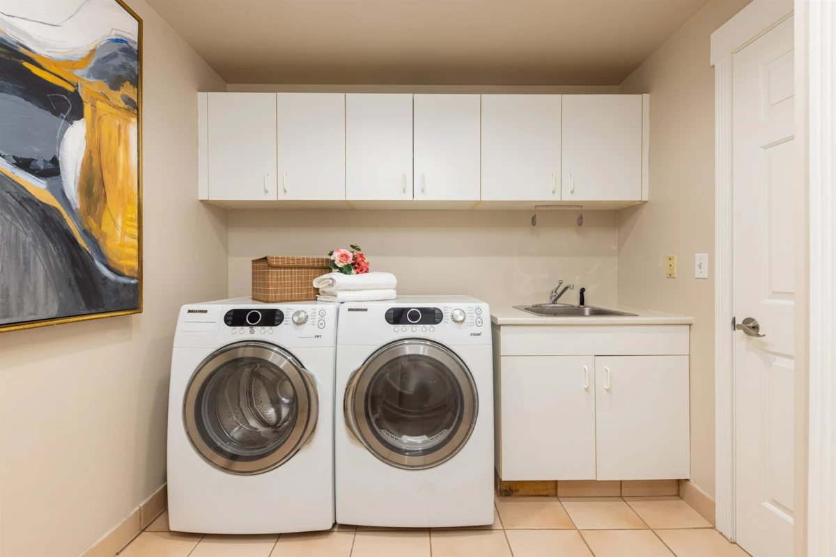 Outdoor Deck Photo of 5433 Monte Bre Place, West Vancouver, BC