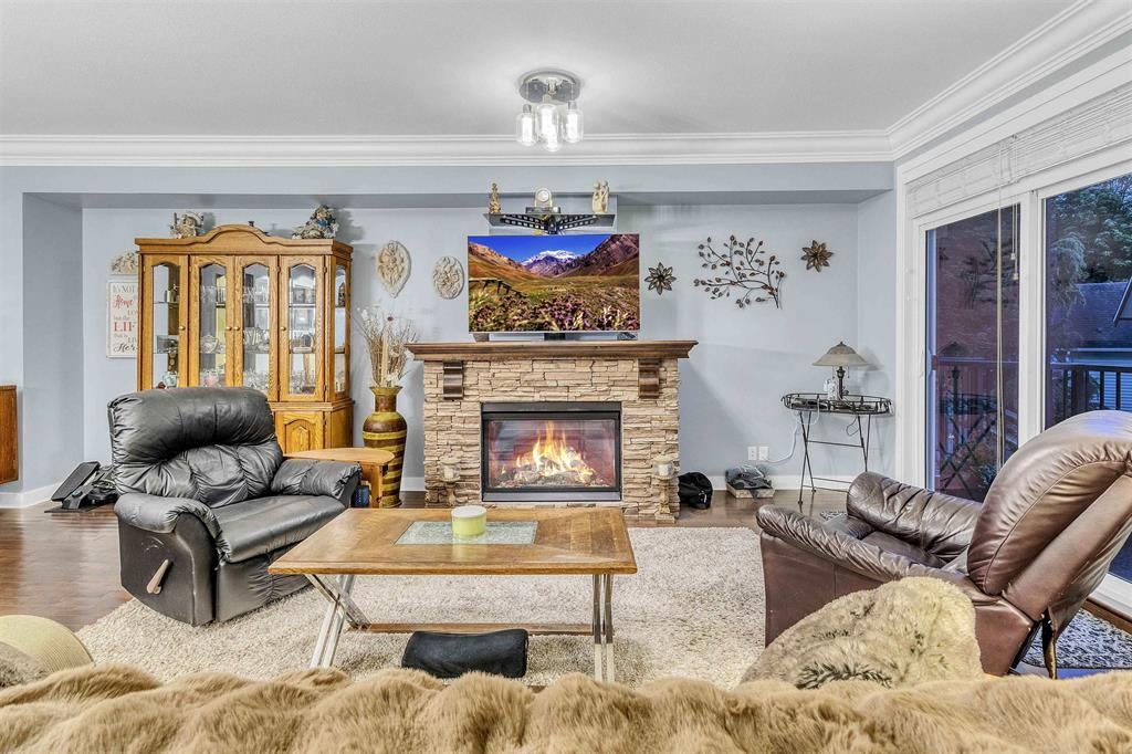 Living Room Photo of 21 35626 Mckee Road, Abbotsford, BC
