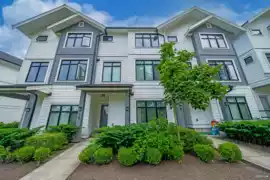 10 17557 100 Avenue, Surrey, BC