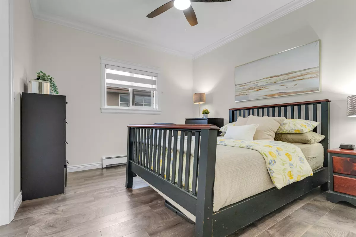 Primary Bedroom Photo of 13185 73 Avenue, Surrey, BC