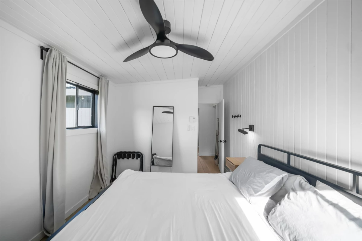 Laundry Room Photo of 35240 Sward Road, Mission, BC