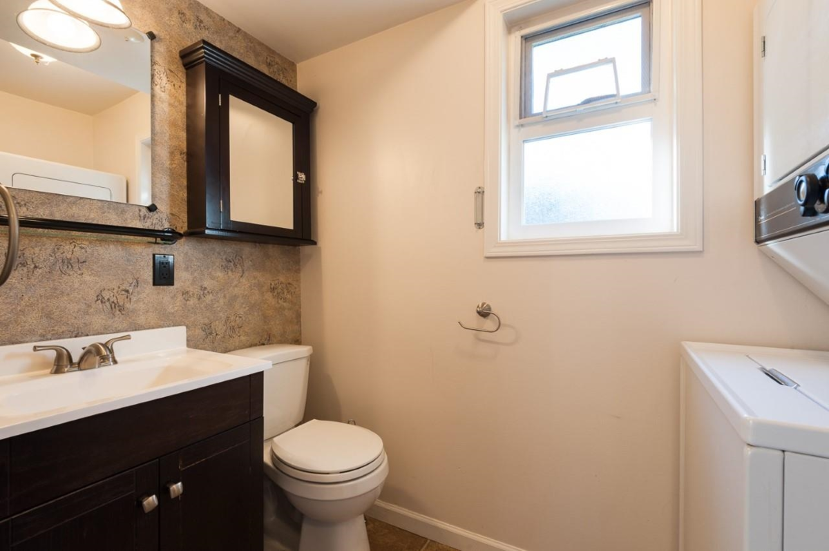 Primary Bedroom Photo of 15661 Roper Avenue, White Rock, BC