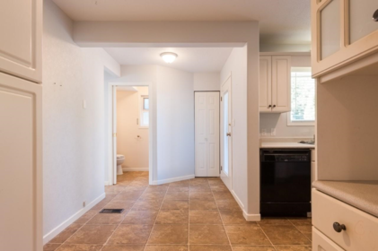 15661 Roper Avenue, White Rock, BC, White Rock — Single Family Residence for sale