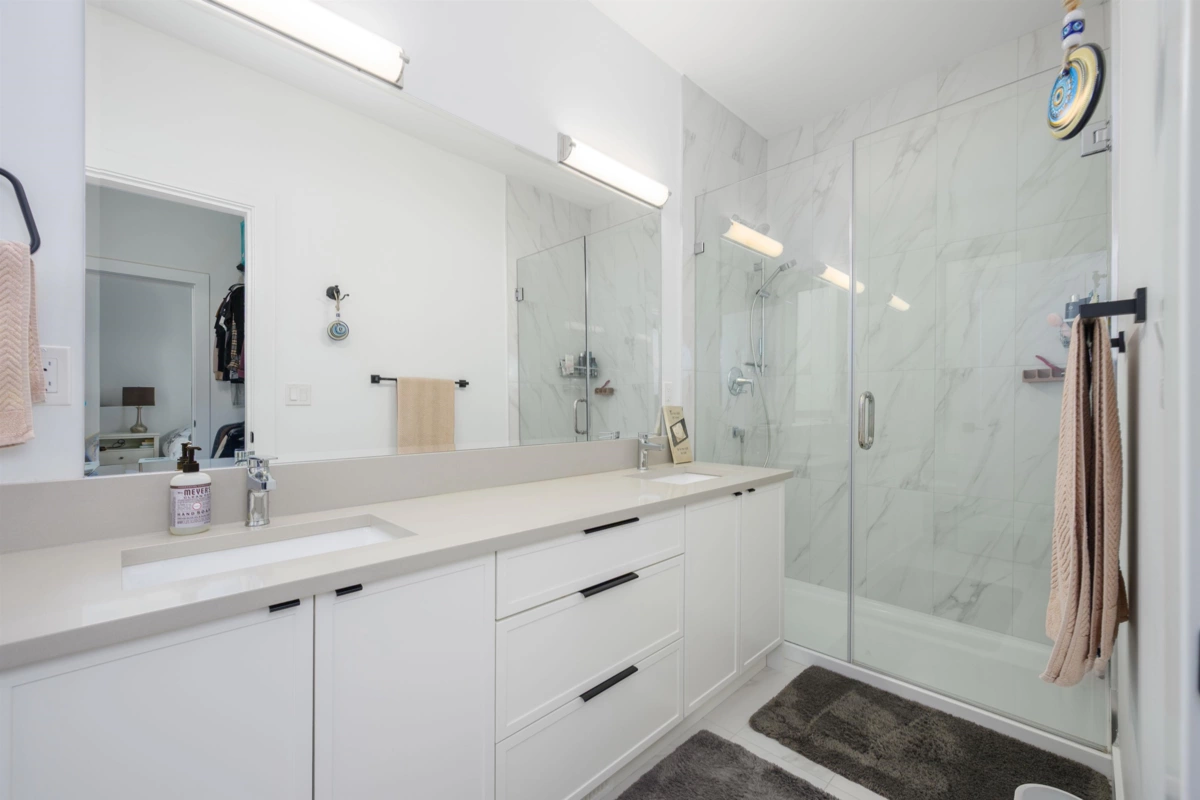 Laundry Room Photo of 107 3503 Gislason Avenue, Coquitlam, BC