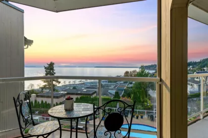 Loft / Bonus Room Photo of 402 15025 Victoria Avenue, White Rock, BC