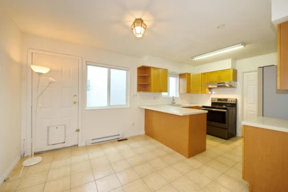 Primary Bedroom Photo of 7203 Bridlewood Court, Burnaby, BC