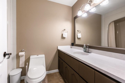 Primary Bathroom Photo of 12753 261 Street, Maple Ridge, BC