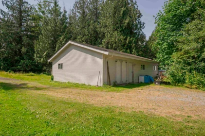 Swimming Pool Photo of 22801 48 Avenue, Langley, BC