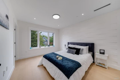 Hallway Photo of 1 4463 Walden Street, Vancouver, BC