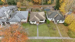 5878 Argyle Street, Vancouver, BC