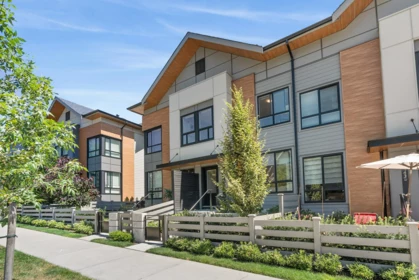 142 15111 Edmund Drive, Surrey, BC, Surrey — Townhouse for sale
