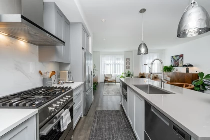 Kitchen Island Photo of 16 3535 Princeton Avenue, Coquitlam, BC