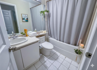 L02 13880 101 Avenue, Surrey, BC
