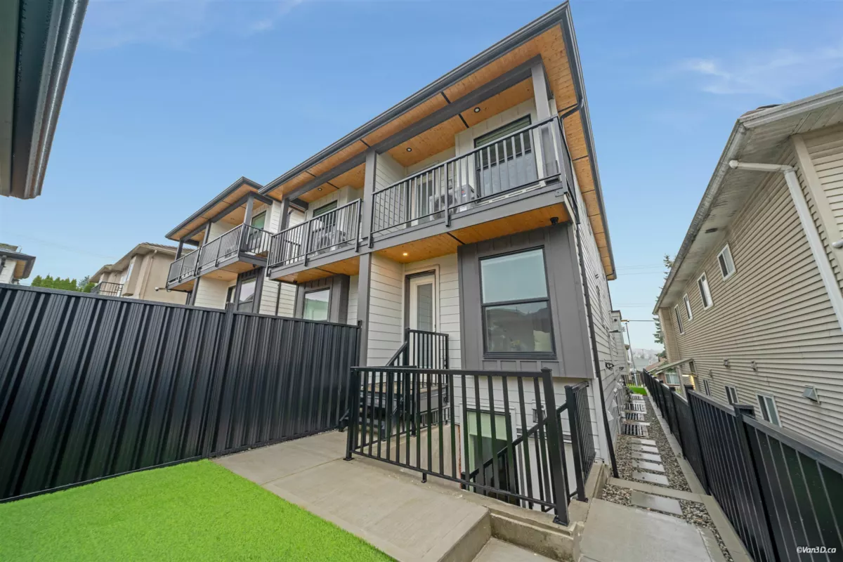 Guest Bathroom Photo of 5958 Hardwick Street, Burnaby, BC