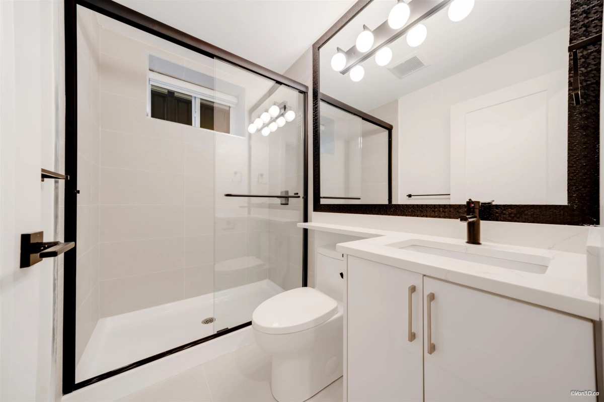 Mudroom Photo of 5958 Hardwick Street, Burnaby, BC