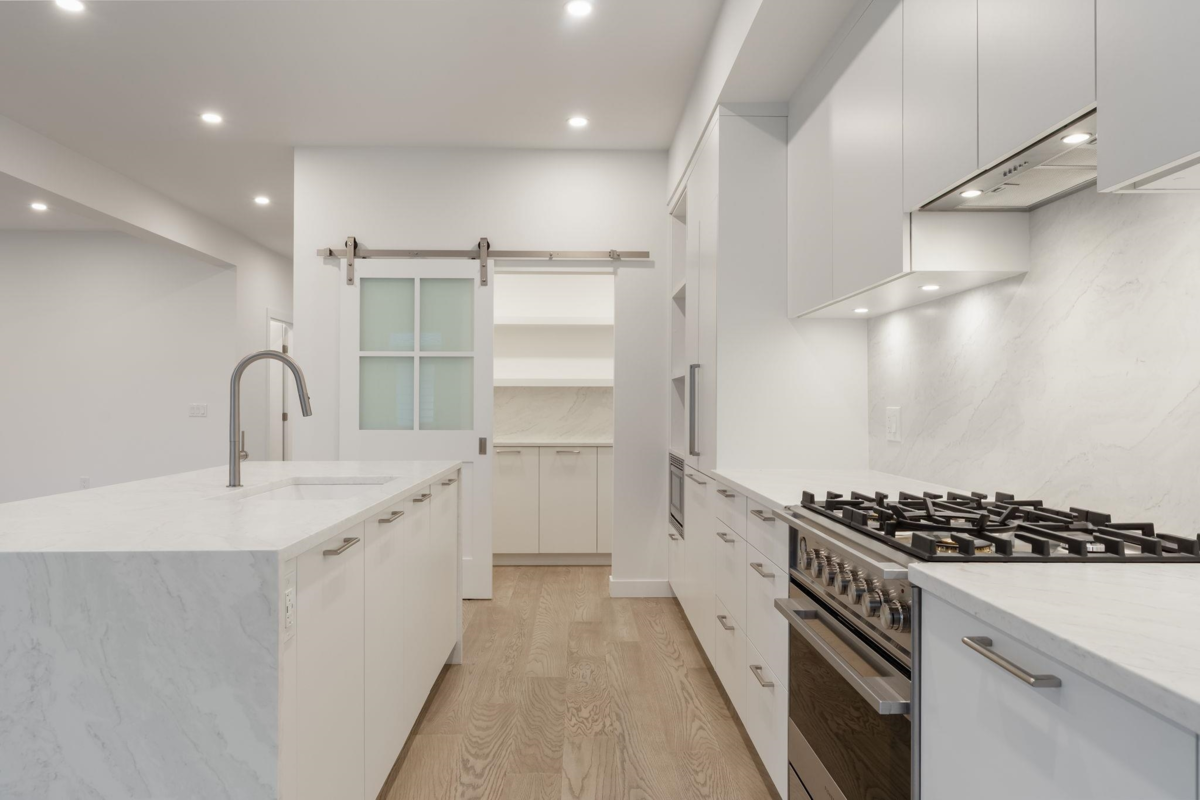 Kitchen Photo of 6445 Harrow Avenue, Tsawwassen, BC