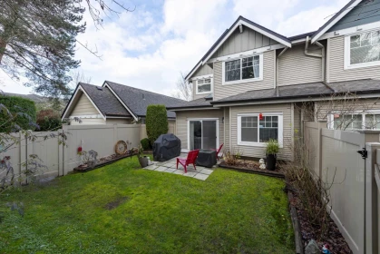 Hot Tub / Spa Photo of 9 4811 Blair Drive, Richmond, BC