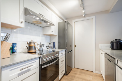 Primary Bedroom Photo of 2 973 W 7th Avenue, Vancouver, BC