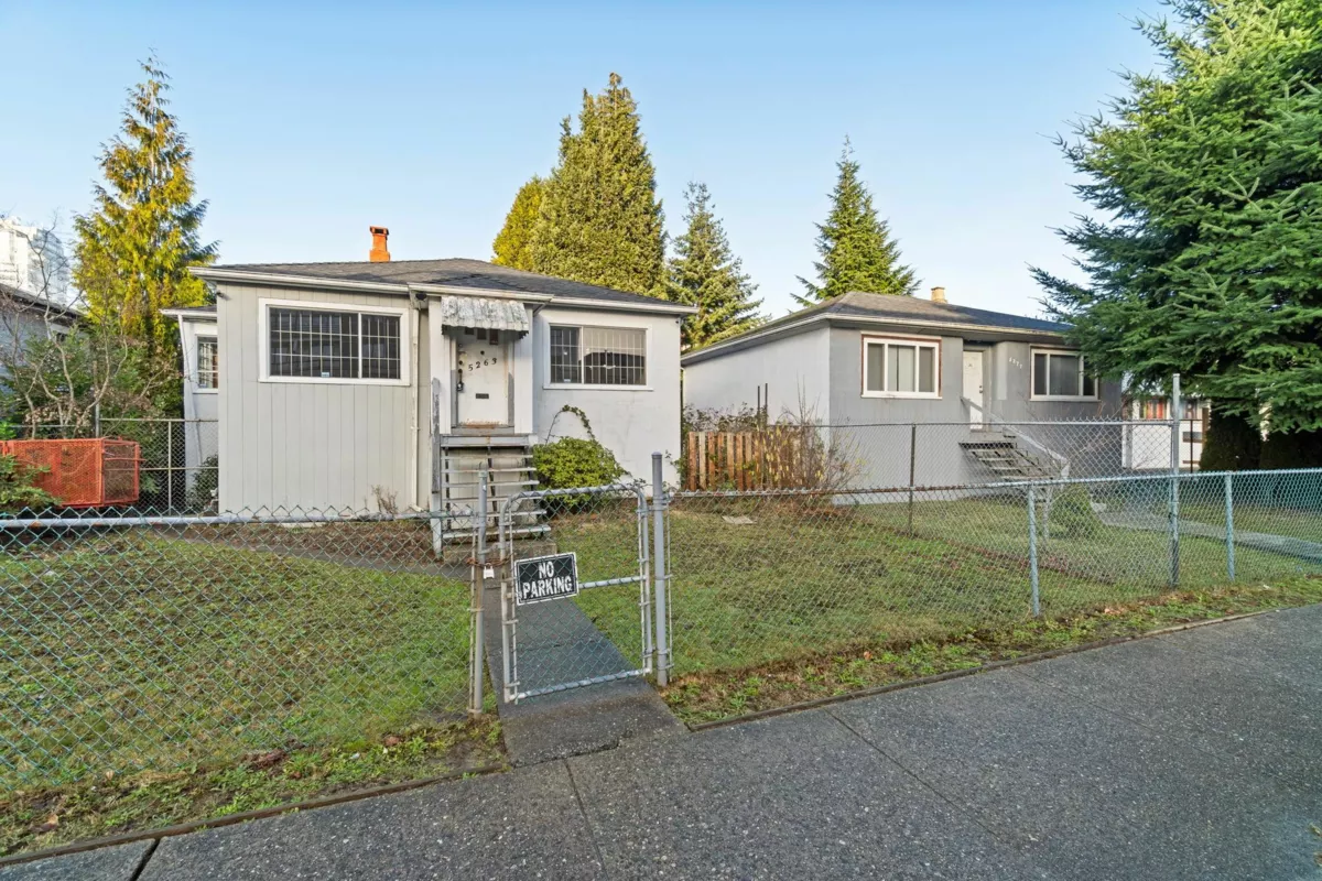 Dining Area Photo of 5263 Imperial Street, Burnaby, BC
