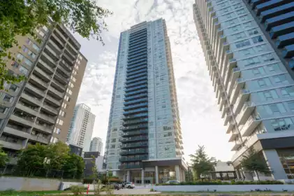 3801 10448 University Drive, Surrey, BC