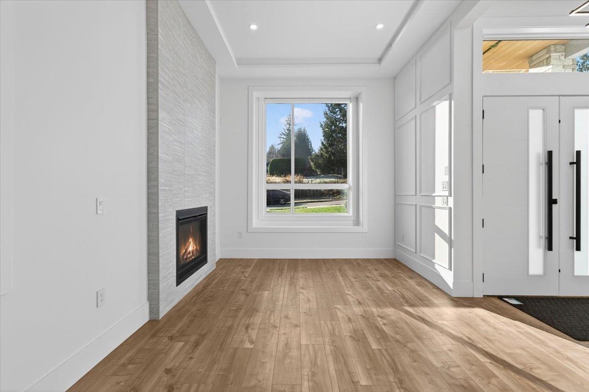 Breakfast Nook Photo of 17317 103a Avenue, Surrey, BC