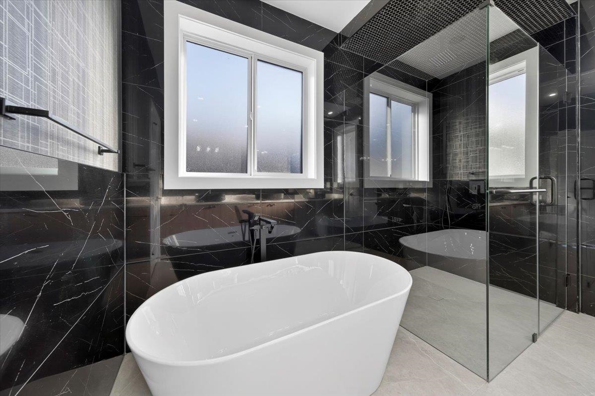 Hot Tub / Spa Photo of 17317 103a Avenue, Surrey, BC