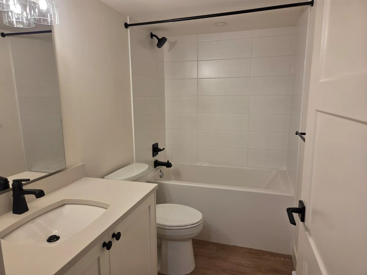 Hot Tub / Spa Photo of 7477 197 Street, Langley, BC