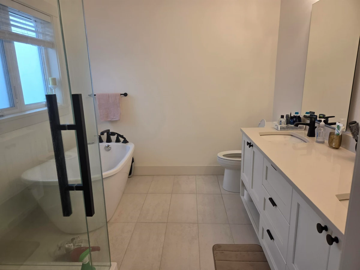 Staircase Photo of 7477 197 Street, Langley, BC