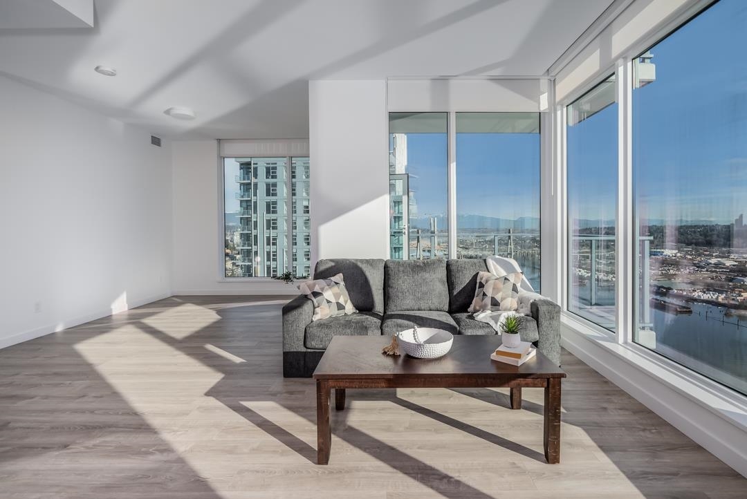 Kitchen Island Photo of 3907 680 Quayside Drive, New Westminster, BC