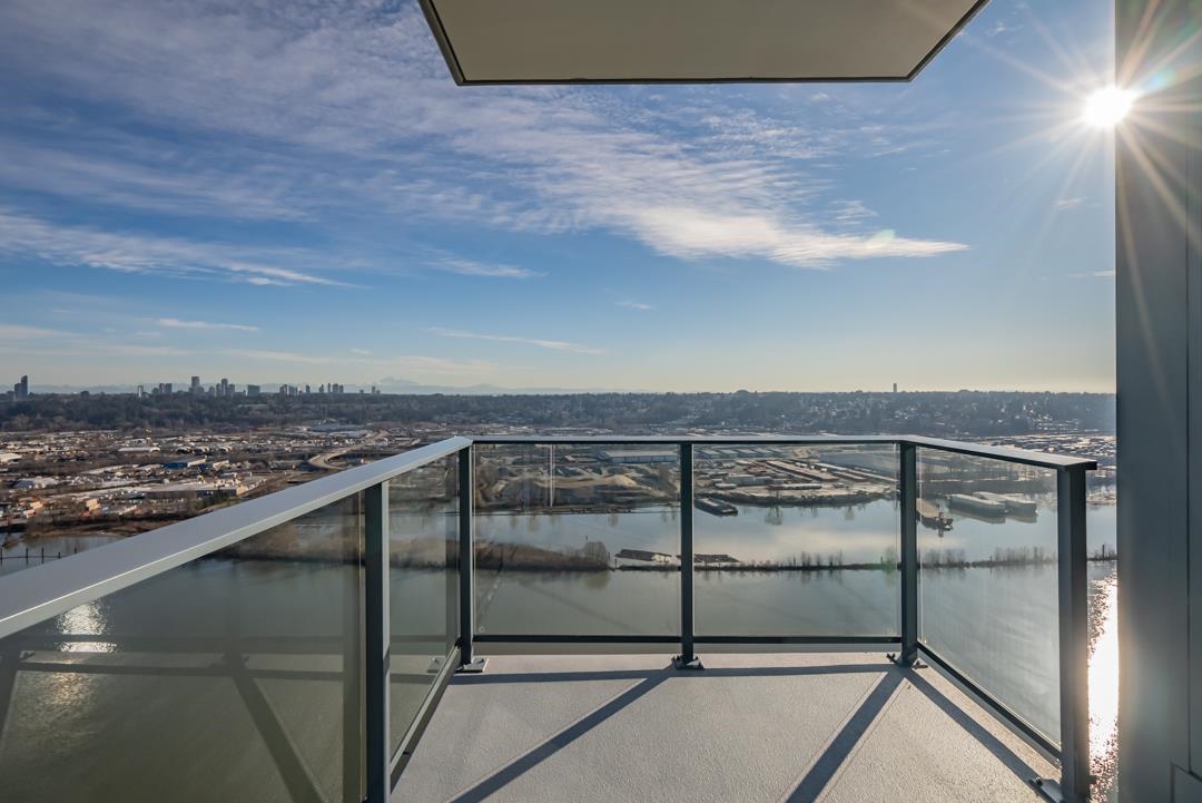 Living Room Photo of 3907 680 Quayside Drive, New Westminster, BC