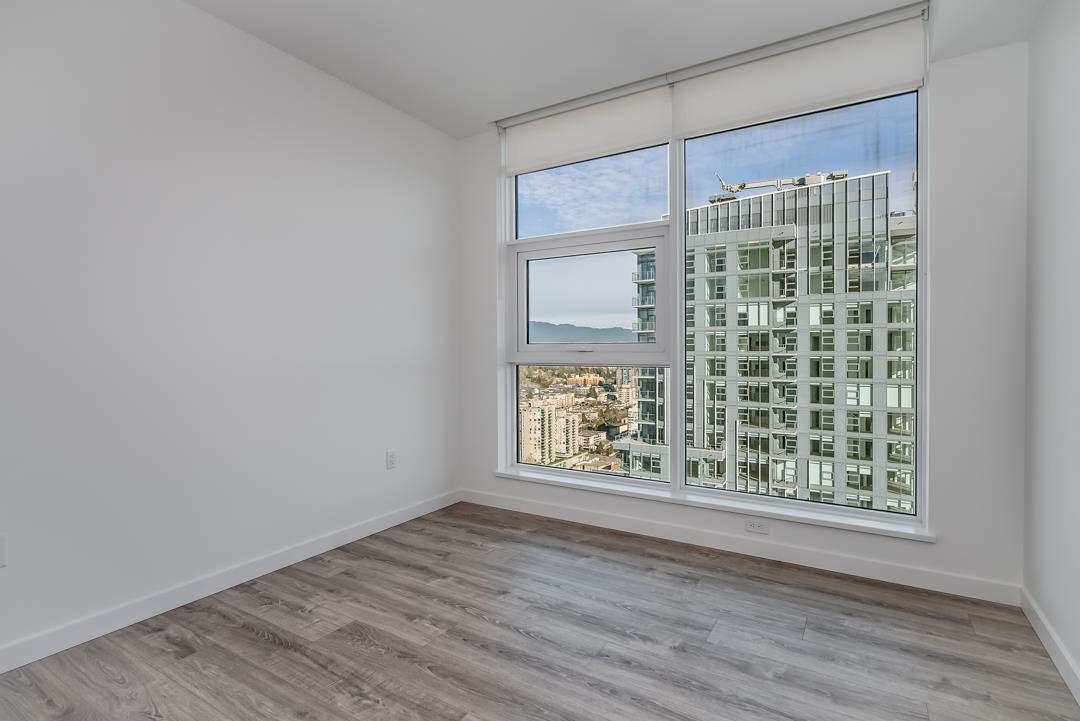 Powder Room Photo of 3907 680 Quayside Drive, New Westminster, BC