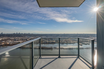 3907 680 Quayside Drive, New Westminster, BC