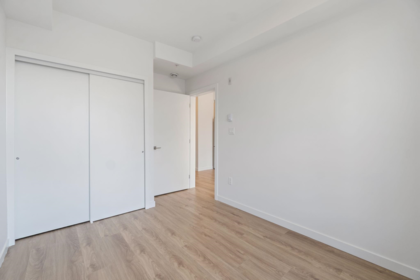 Primary Bathroom Photo of W412 13838 108 Avenue, Surrey, BC